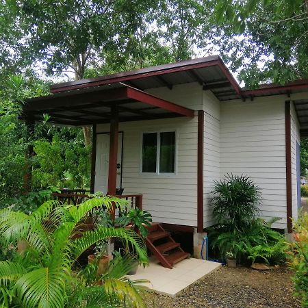 Sameikei Homestay Phrae Exterior photo