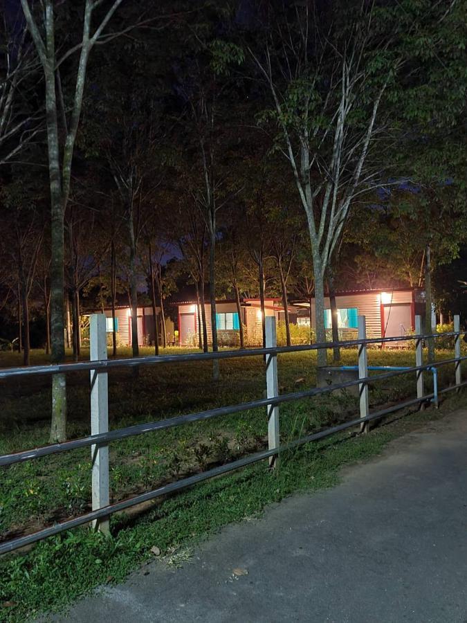 Sameikei Homestay Phrae Exterior photo