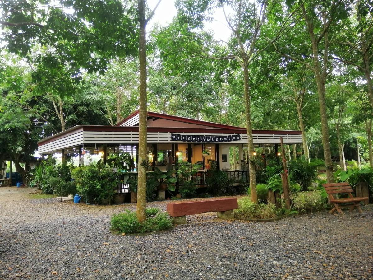 Sameikei Homestay Phrae Exterior photo