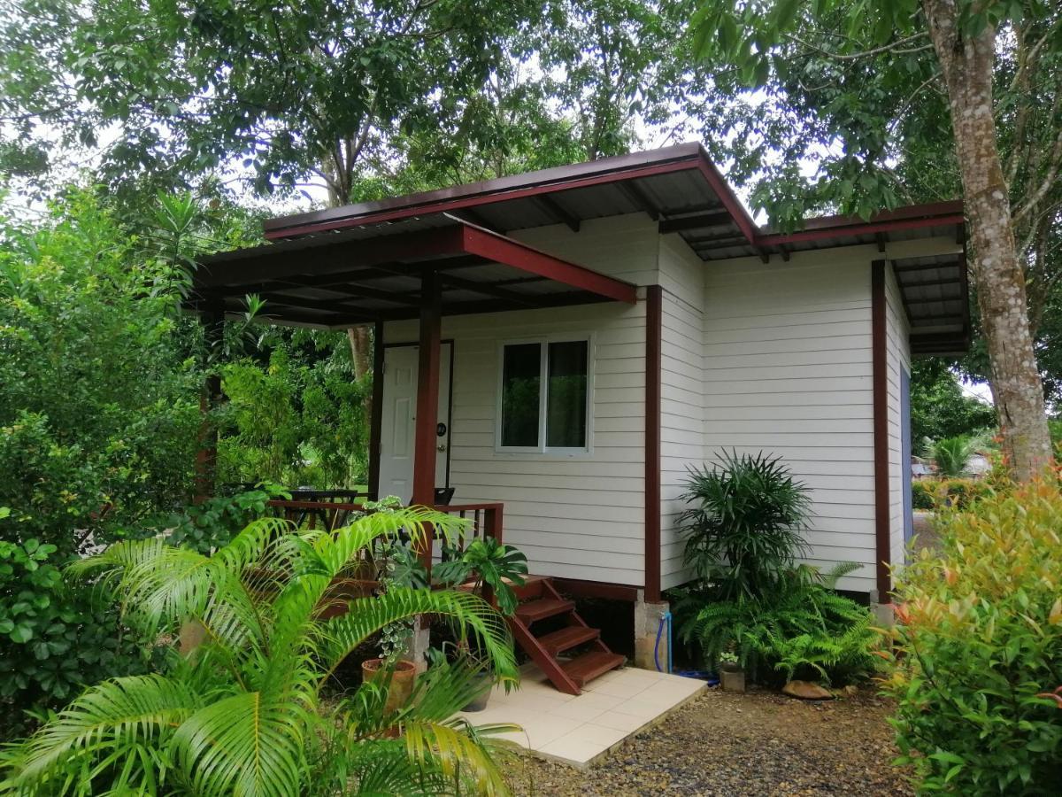 Sameikei Homestay Phrae Exterior photo